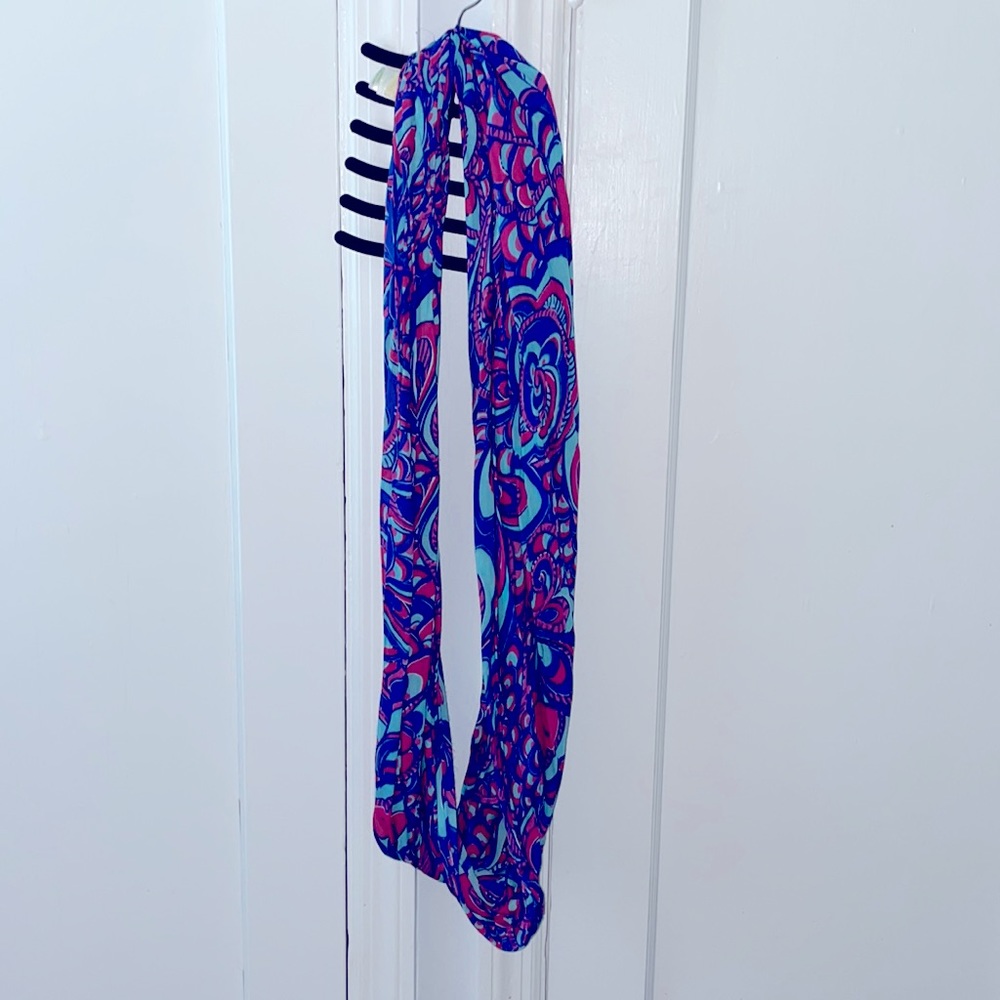 Lilly Infinity Scarf - Picture 3 of 3